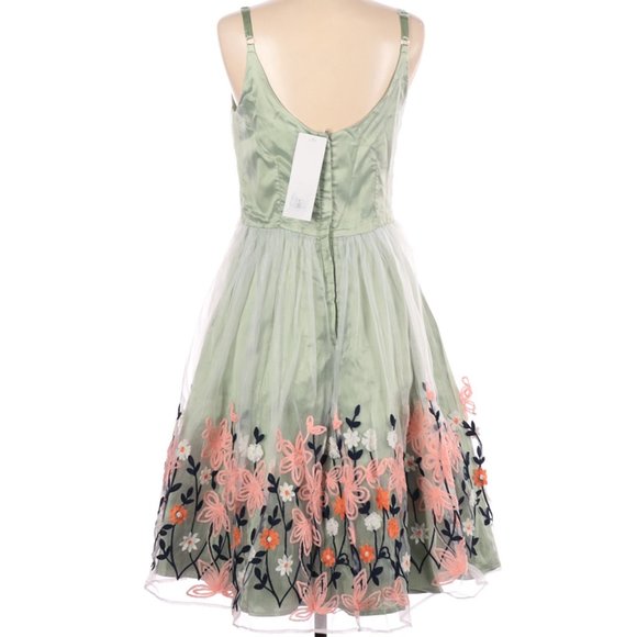 🌟Tatyana || 💗Rare Find💗Sweet Surrender Dress - Picture 4 of 4